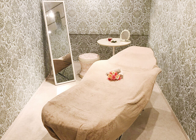 美4サロン 新宿店