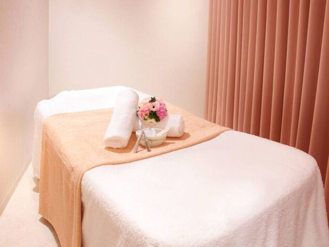 fini 渋谷ヒカリエ ShinQs