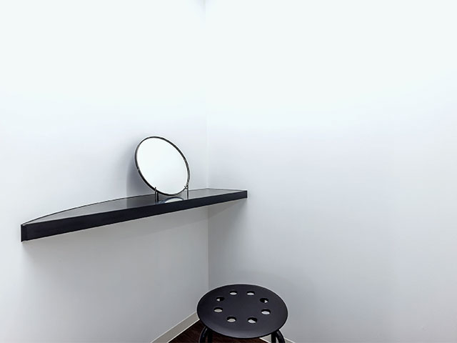 HERBERRY 西新宿店