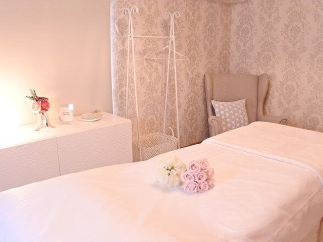 Dione 高田馬場店