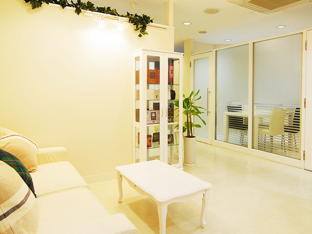 セレブリティハウス 梅田店