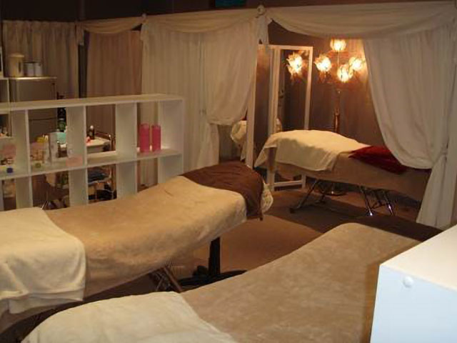 セレブリティハウス 西梅田店