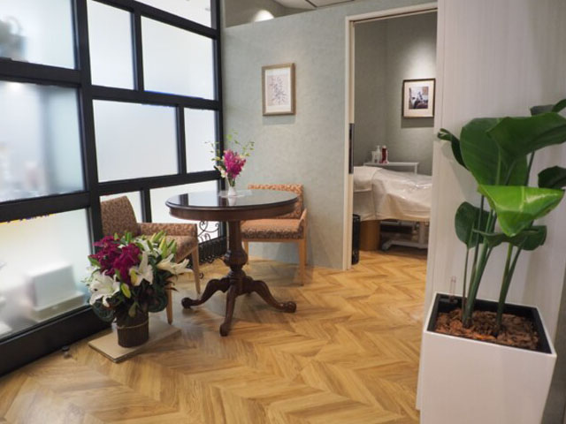 ミス・パリ 吉祥寺パルコ店